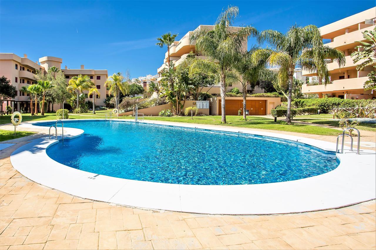 Lets In The Sun Blue Cala Apartment La Cala De Mijas Exterior foto